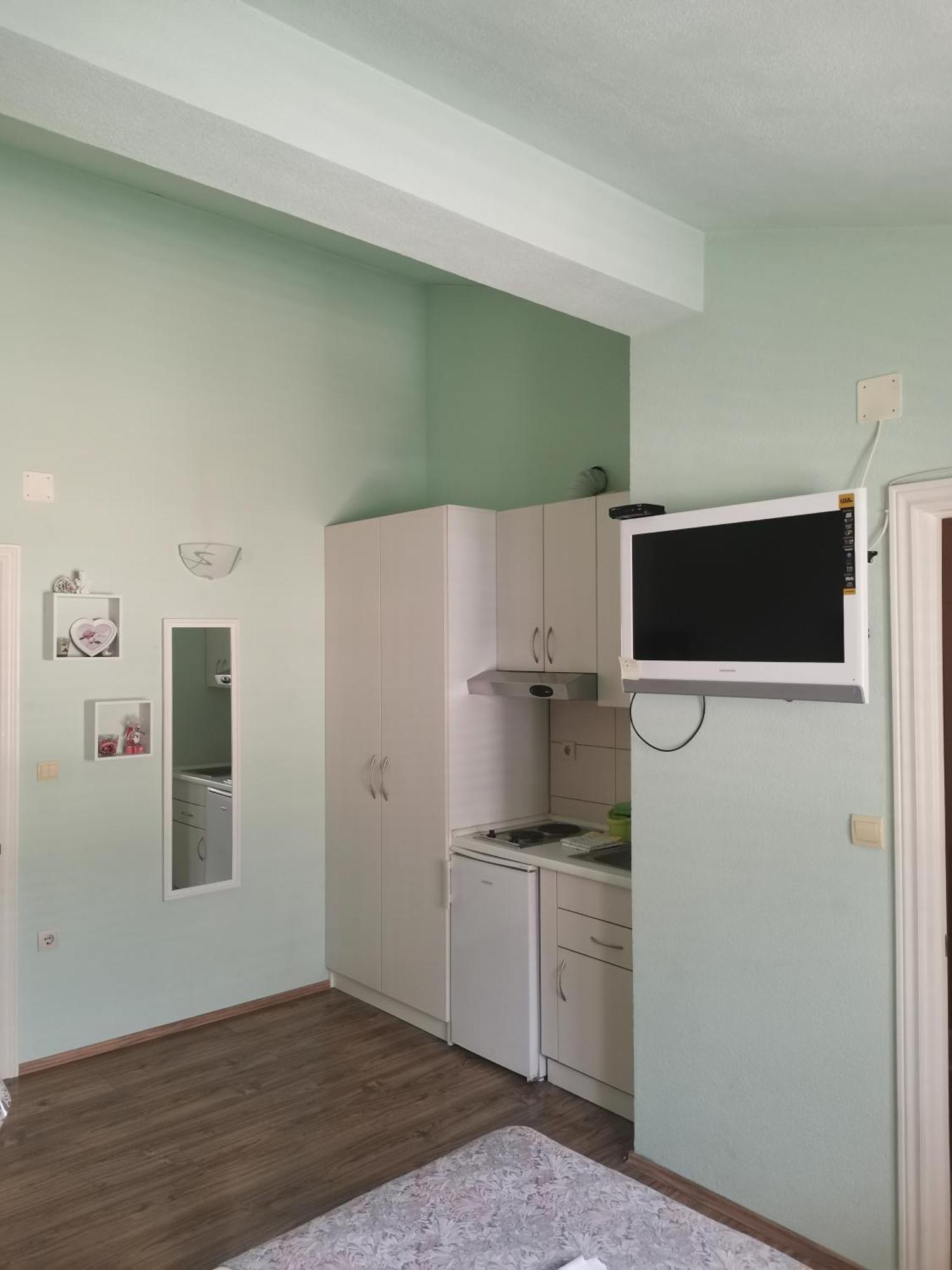 מאקרסקה Apartmani Riba מראה חיצוני תמונה